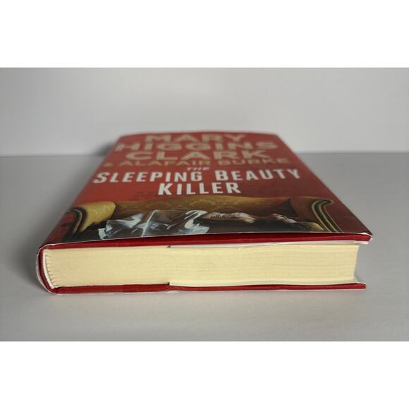 The Sleeping Beauty Killer Mary Higgins Clark & Alafair Burke HC - Picture 4 of 9